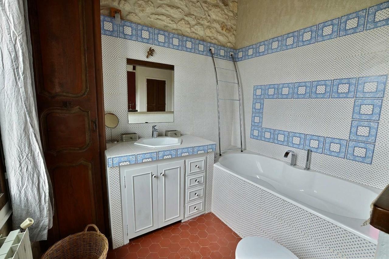 Chez Catherine Арл Екстериор снимка